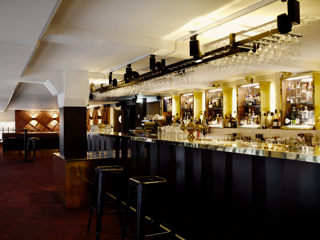 Photo by: Pia Ulin +46 705 54 30 32, pia@piaulin.com Scandic-Grand-Central-Interior-bar-acoustic-3.jpg